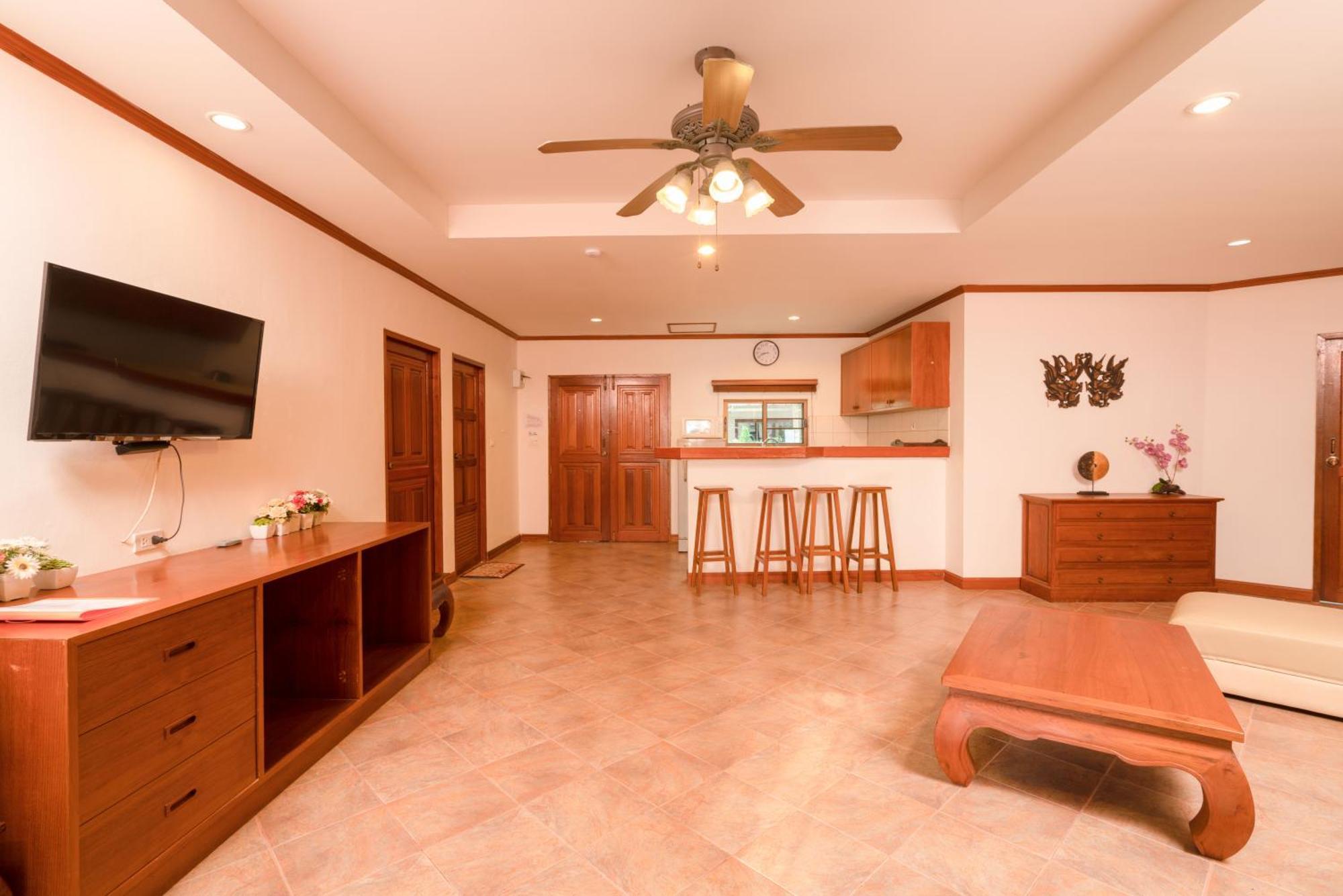 Sai Rougn Apartment Patong Exterior foto
